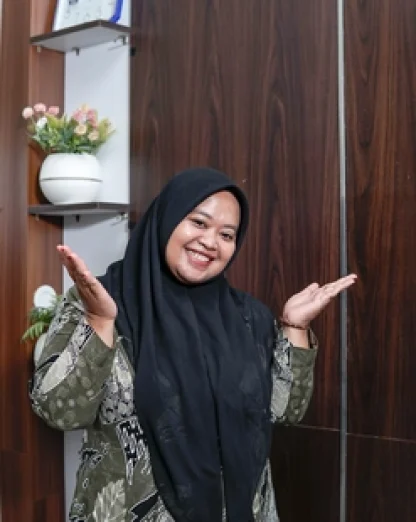 DIAH-AGUSTINA-S.Pd-_DSC2564